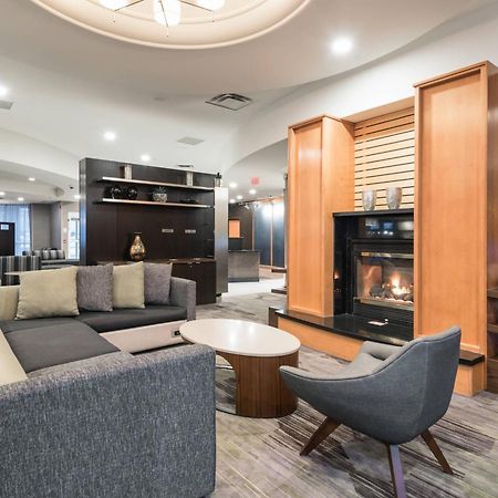 Courtyard By Marriott Toronto Vaughan Exterior photo