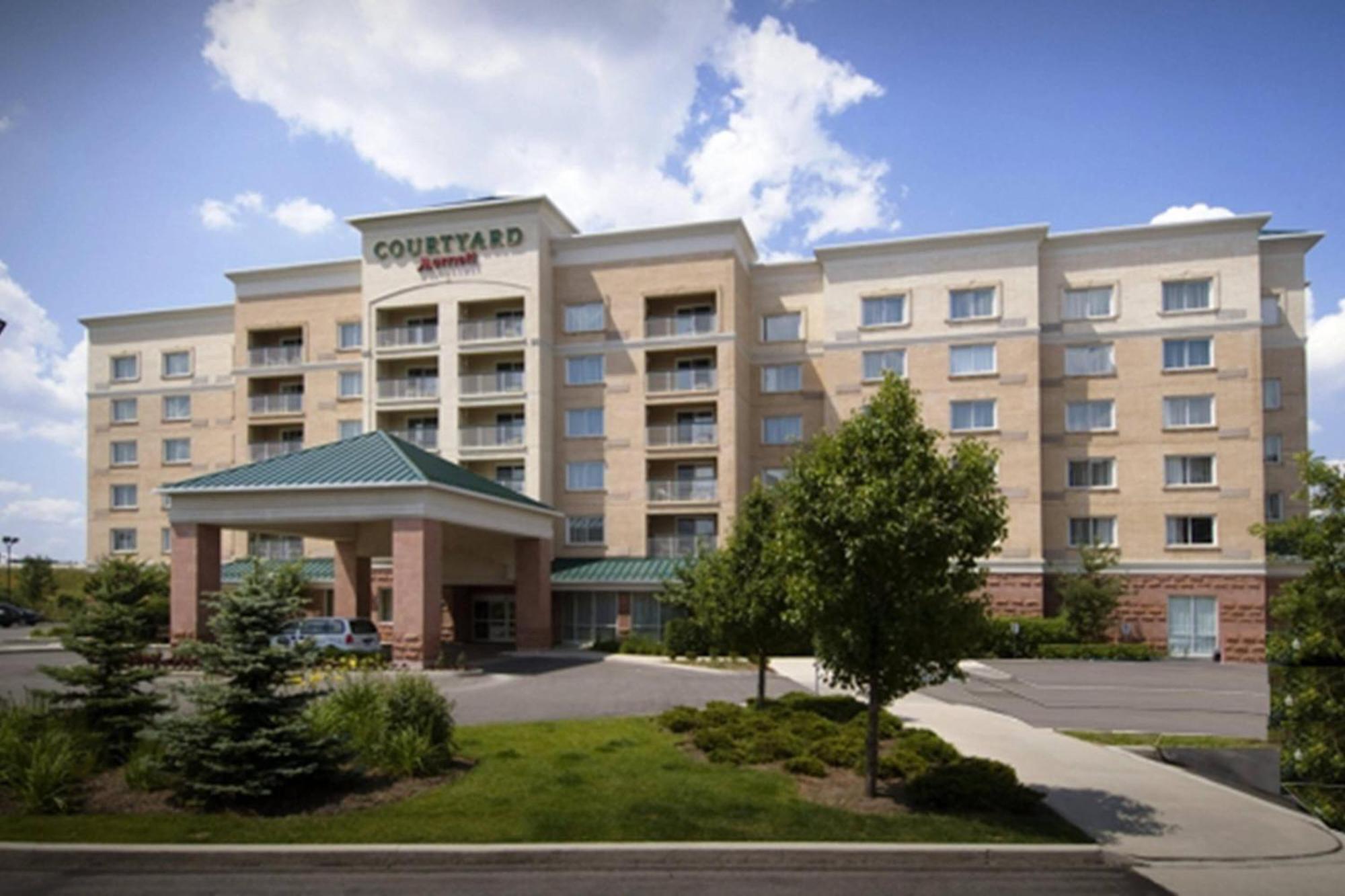 Courtyard By Marriott Toronto Vaughan Exterior photo