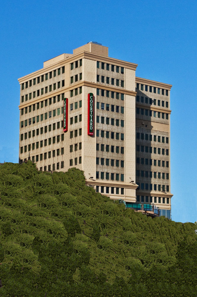 Courtyard By Marriott Toronto Vaughan Exterior photo